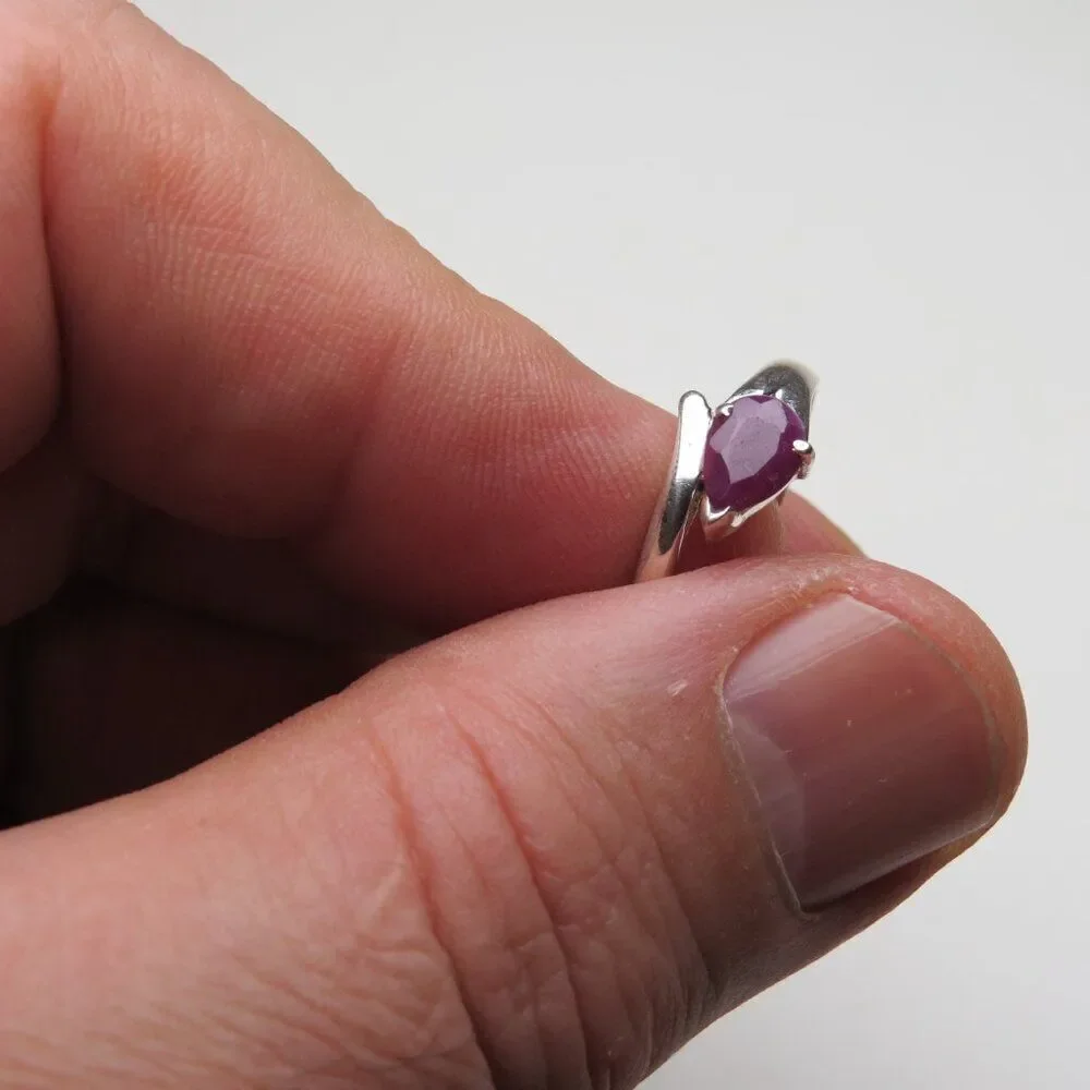 *925 Sterling Silver Genuine Ruby Ring - Picture 2 of 5